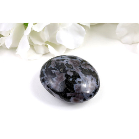 Hmatka Gabro 54x47mm - Madagaskar | Leštěný kámen