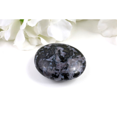 Hmatka Gabro 54x47mm - Madagaskar | Leštěný kámen