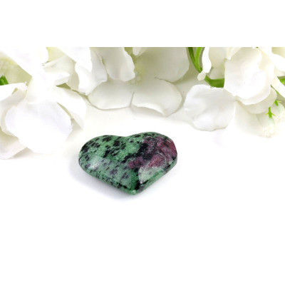 Rubín v zoisitu srdce 45x33mm - Kámen harmonie a lásky