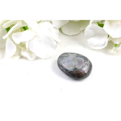 Tromlovaný labradorit 37x29x16 mm | Modrý lesk