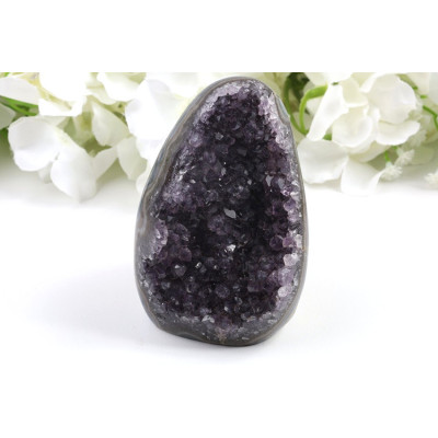 Ametyst geoda 102x69x66mm Brazílie | levnemineraly.cz