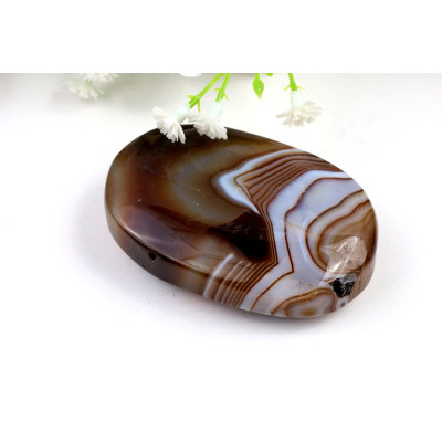 Hmatka hnědý achát 66x44 mm - pruhovaný kámen