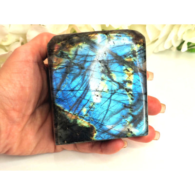 Leštěný labradorit free form 88x78x44 mm - modrý záblesk