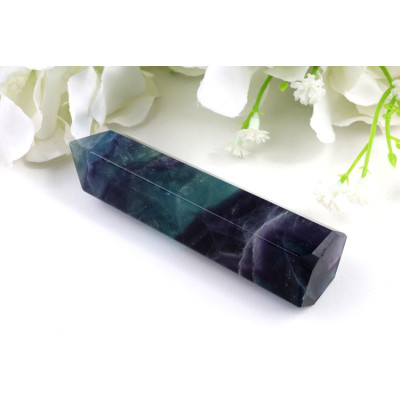 Obelisk fluorit č. 519 (93x27x22 mm) | Levné Minerály