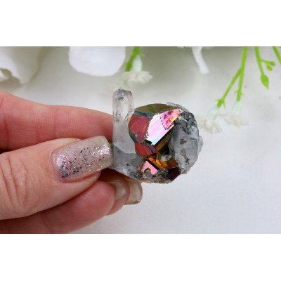 Duhový Pyrit křišťál 35x27x25 mm - Indonésie