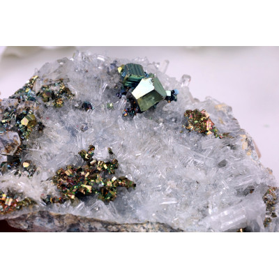 Duhový Pyrit 229g | Indonésie | Levné minerály