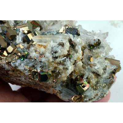 Duhový Pyrit 480g | Indonésie | Levné minerály