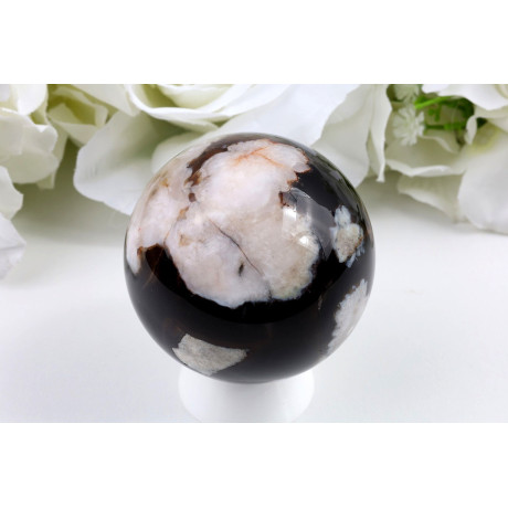 Černý třešnový achát koule 57 mm - růžová hvězda