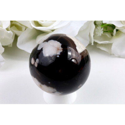 Černý třešnový achát koule 57 mm - růžová hvězda