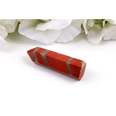 Obelisk červený jaspis 76x24x19 mm - kámen vitality