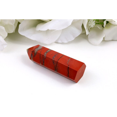 Obelisk červený jaspis 76x26x21 mm - kámen vitality