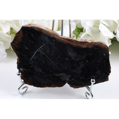 Zkamenělé dřevo č. 689 - tmavý plátek 126×77×15 mm