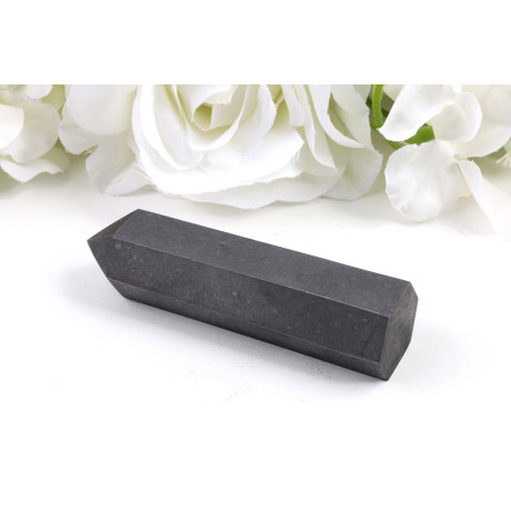 Obelisk šungit Karélie 96mm - neleštěný č. 715