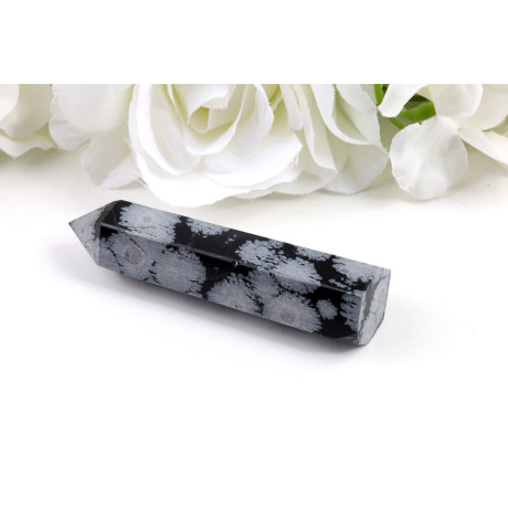 Obelisk vločkový obsidián 95x25x20 mm - ochranný kámen