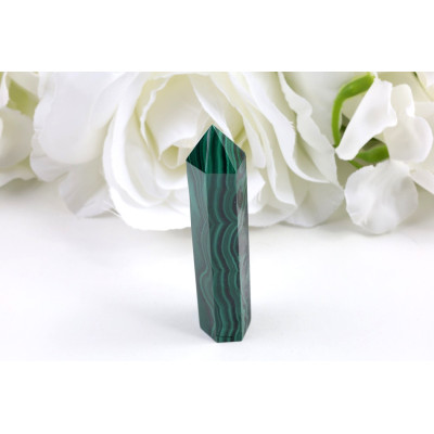 Obelisk malachit 77x17x14 mm - zelený kámen harmonie