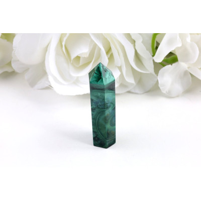 Obelisk malachit 65x16x15 mm - zelený kámen harmonie