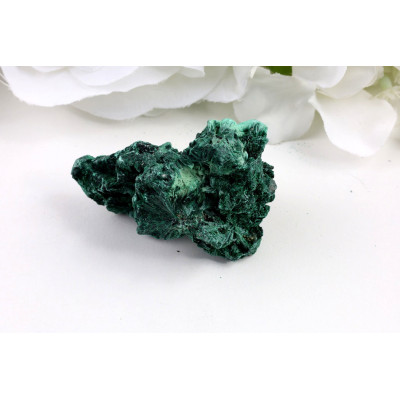 Sametový malachit 61g Kongo | Kompaktní surový kámen