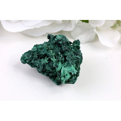 Sametový malachit 61g Kongo | Kompaktní surový kámen