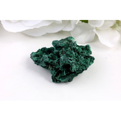 Sametový malachit 61g Kongo | Kompaktní surový kámen