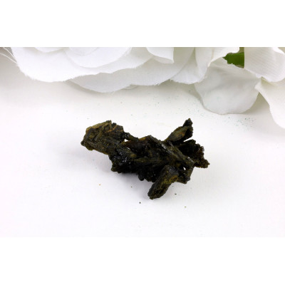 Epidot surový z Pákistánu 11g - Harmonie a Klid