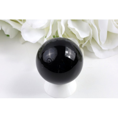 Černý obsidián koule 46 mm - elegance a ochrana