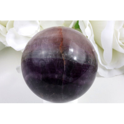Tmavě fialová koule fluoritu 69 mm | 545 g