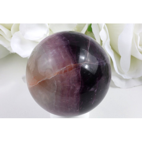 Tmavě fialová koule fluoritu 68 mm | 513 g