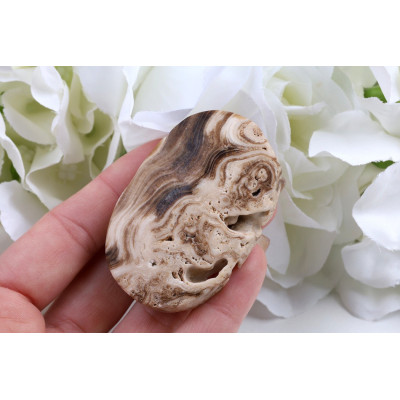 Kalcit jantarový 54g - hmatka z Brazílie | Levnemineraly