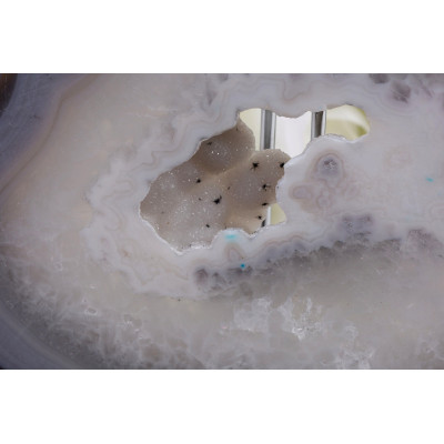 Obří achát 225x200x13 mm | Brazílie | Křišťálová dutinka