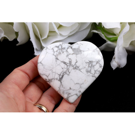 Srdce Howlit č. 906 - bílý kámen klidu | 58x55x18 mm