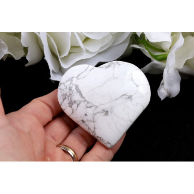 Srdce Howlit č. 906 - bílý kámen klidu | 58x55x18 mm