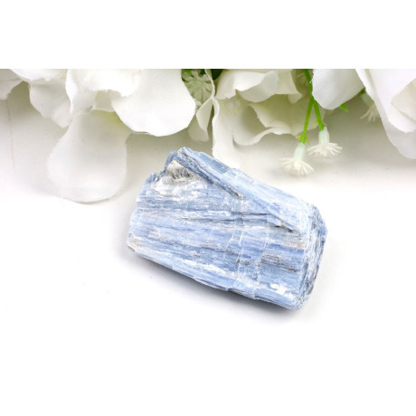 Kyanit (disten) č. 1126 (56x37x17 mm) | Levné Minerály