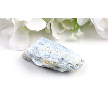 Kyanit (disten) č. 1129 (63x39x19 mm) | Levné Minerály