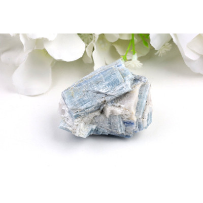 Kyanit č. 1132 (52x38x31 mm) | Levné Minerály