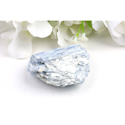 Kyanit (disten) č. 1135 (56x51x25 mm) | Levné Minerály