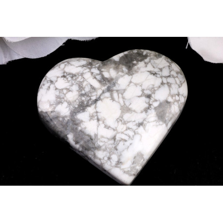 Srdce z howlitu č. 909 | Levné Minerály