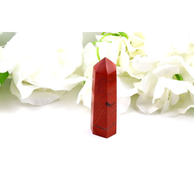 Obelisk červený jaspis 78×25×19 mm - kámen síly
