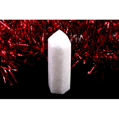 Obelisk bílý nefrit 100g - Leštěný kámen pro meditaci