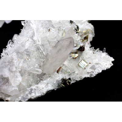 Duhový Pyrit křišťál č. 1602 | Levné Minerály