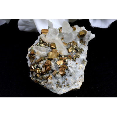 Duhový Pyrit křišťál č.1607 | Levné Minerály