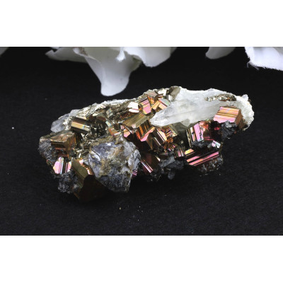 Duhový Pyrit s křišťálem č.1612 | Levné Minerály