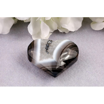Srdce černý sardonyx 47mm - brazilský minerál lesk