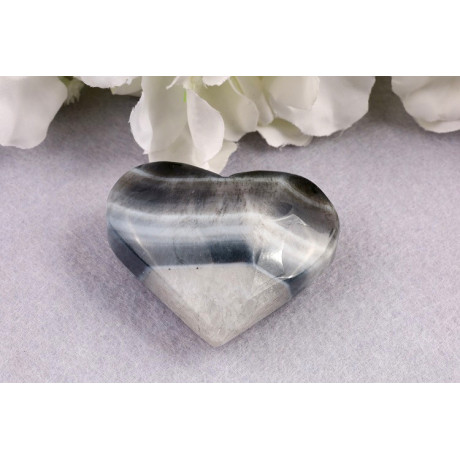 Černý sardonyx srdce 90g - elegantní leštěný kámen