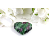 Rubín v zoisitu srdce